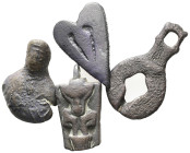Lot of 4 unclassified See picture. LOT SOLD AS IS, NO RETURNS.
