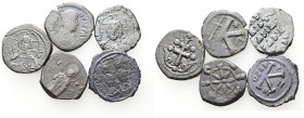 Lot of 5 unclassified See picture. LOT SOLD AS IS, NO RETURNS.(A4)