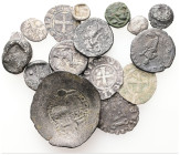 Lot of 16 unclassified See picture. LOT SOLD AS IS, NO RETURNS.(A1)
