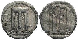 Bruttium, Kroton, c. 530-500 BC. AR Stater (28mm, 8.18g, 12h). Tripod, legs terminating in lion's feet. R/ Incuse tripod as obverse. HNItaly 2075; SNG...