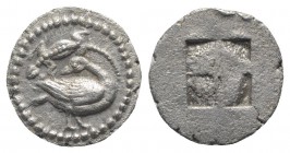 Macedon, Eion, c. 5th century BC. AR Diobol (11mm, 0.90g). Goose standing r., head l.; lizard above. R/ Quadripartite incuse square. SNG ANS 287-290; ...