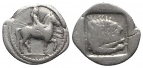 Kings of Macedon, Perdikkas II (451-413 BC). AR Tetrobol (15mm, 2.35g, 12h). Rider on trotting horse r., holding two spears. R/ Forepart of lion r. wi...