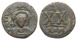 Maurice Tiberius (582-602). Æ 20 Nummi (19mm, 4.18g, 12h). Rome. Crowned, draped and cuirassed facing bust, holding globus cruciger. R/ Large XX; cros...