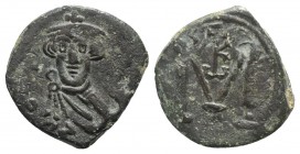 Constans II (641-668). Æ 40 Nummi (22mm, 3.47g, 6h). Syracuse, 641-647. Crowned bust facing, with short beard, wearing chlamys, holding globus crucige...
