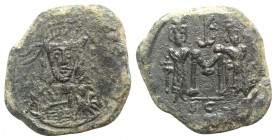 Constantine IV (668-685). Æ 40 Nummi (27mm, 7.21g, 7h). Syracuse, 668-674. Helmeted and cuirassed facing bust, holding globus cruciger. R/ Large M; mo...