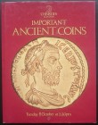 Christie’s, Important Ancient Coins. Londra, 8 Ottobre 1985. Copertina rigida con sovraccoperta, 436 lotti, foto B/N, 5 tavole a colori. Ottime condiz...