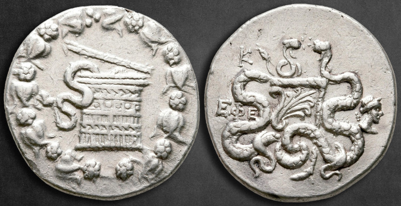 Ionia. Ephesos circa 140-139 BC. Dated CY 20
Cistophoric Tetradrachm AR

27 m...