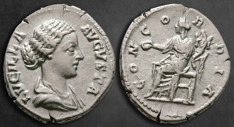 Lucilla AD 164-169. Rome
Denarius AR

19 mm, 2,97 g

LVCILLA AVGVSTA, drape...