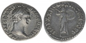 ROM Kaiserzeit Domitianus 81-96
Denar
IMP CAES DOMIT AVG GERM P M TR P XIIII / IMP XXII COS XVII CENS P P P
3,26 Gramm, ss