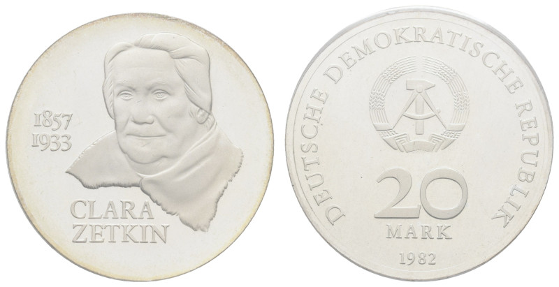 Münzen DDR
 20 Mark, 1982, Zetkin, gekapselt, min. Kr., PP, J. 1587.