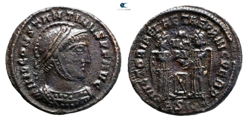 Constantine I the Great AD 306-337. Siscia
Follis Æ

18 mm, 2,77 g



Nea...