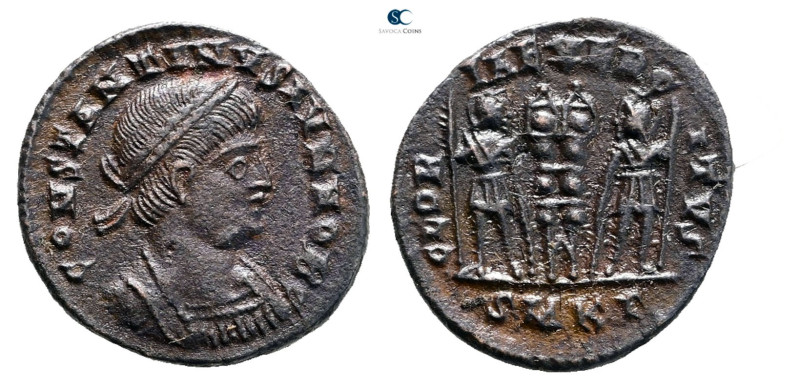 Constantine II, as Caesar AD 317-337. Cyzicus
Follis Æ

17 mm, 2,33 g



...