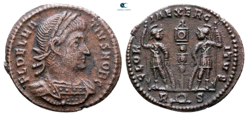 Delmatius, as Caesar AD 335-337. Rome
Follis Æ

17 mm, 1,43 g



Very Fin...