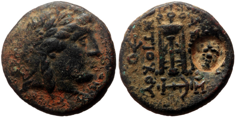 Seleukid Kings of Syria, Antiochos II Theos (261-246 BC) AE (Bronze, 3.76g, 17mm...