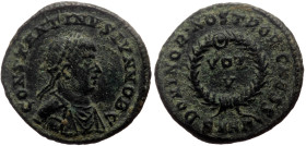 Constantine II (Caesar, 316-337) AE Follis (Bronze, 2.84g, 17mm) Heraclea, 324.
Obv: CONSTANTINVS IVN NOB C Laureate, draped and cuirassed bust of Co...