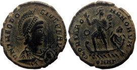 Theodosius I (379-395) AE (Bronze, 5.73g, 23mm) Nicomedia, 383-386. 
Obv: D N THEODO-SIVS P F AVG, pearl-diadem helmeted, draped and cuirassed bust of...