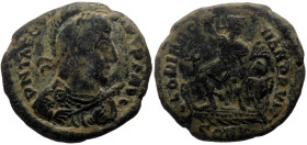 Theodosius I (379-395) AE (Bronze, 5.96g, 22mm) Constantinopolis, 378-383
Obv: DN TAEODOSIVS (Sic!) P F AVG Draped and cuirassed bust r., wearing hel...