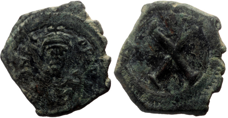 Phocas (602-610) AE Decanummium (Bronze, 2.79g, 20mm) Constantinople, 603(?)-610...