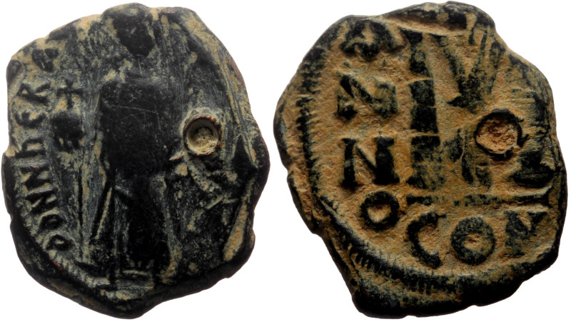 Heraclius with Heraclius Constantine (610-641) AE (Bronze, 5.72g, 22mm) Constant...