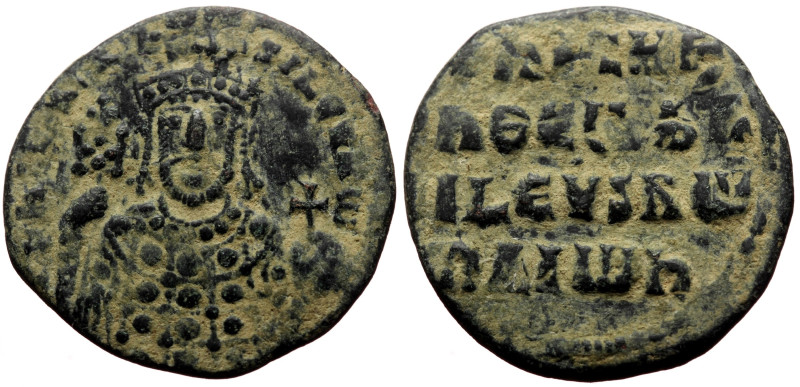 Nicephorus II Phocas (963-969) AE Follis (Bronze, 6.02g, 25mm) Constantinople
Ob...