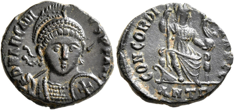 Arcadius, 383-408. Follis (Bronze, 16 mm, 2.23 g, 5 h), Antiochia, 401-403. D N ...