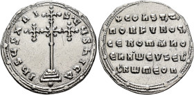 Constantine VII Porphyrogenitus, with Romanus I, 913-959. Miliaresion (Silver, 23 mm, 2.92 g, 11 h), Constantinopolis, 945-959. IҺSЧS XRISTЧS ҺICm Cro...