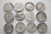 A lot containing 12 silver coins. All: Thasos. Tetradrachms. Fine to very fine. LOT SOLD AS IS, NO RETURNS. 12 coins in lot.


From a European coll...