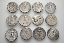 A lot containing 12 silver coins. All: Thasos. Tetradrachms. Fine to very fine. LOT SOLD AS IS, NO RETURNS. 12 coins in lot.


From a European coll...