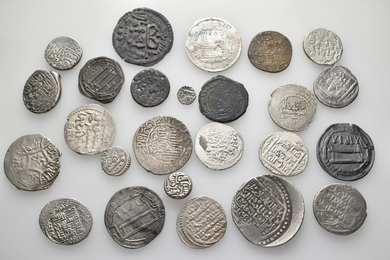 A lot containing 25 silver and bronze coins. Including: Islamic. Fine to very fi...