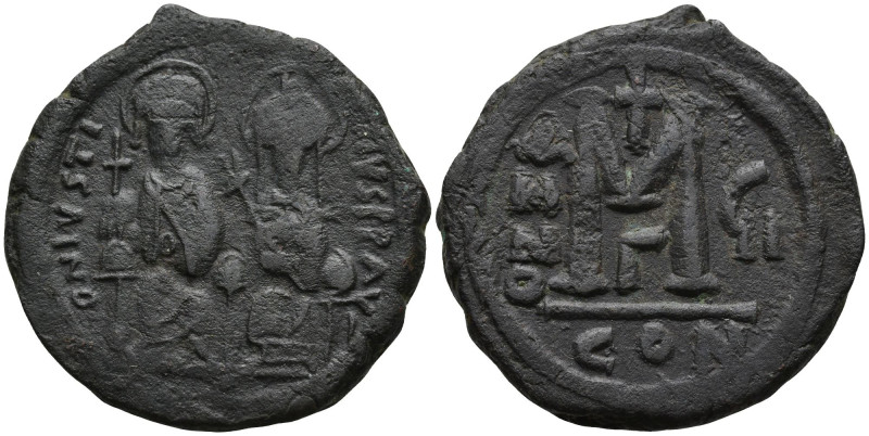 Justin II with Sophia (565-578 AD).Constantinople
AE Follis (30.2mm 13.9g)
Obv...