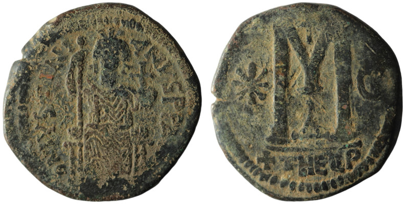 Justinian I (527-565 AD). Theoupolis (Antioch)
AE Follis (32mm, 17,61g)

Artific...