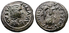 Macedon, Stobi, Julia Domna 193-217 AD. AE (23mm, 6,19 g.). IVLIA AVGVSTA Draped bust of Julia Domna right. Rev. MVNICIP STOBENSI Victory advancing to...
