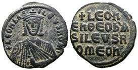Leo VI, 886-912 AD. AE Follis (25 mm, 7,63 g.). Constantinople. + LEOn bAS-ILEVS ROm, crowned bust facing, short beard, wearing chlamys, holding akaki...