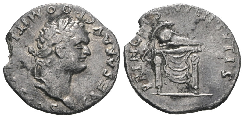 Domitian, as Caesar (AD 69–81). AR denarius Weight 2,75 gr - Diameter 17 mm.