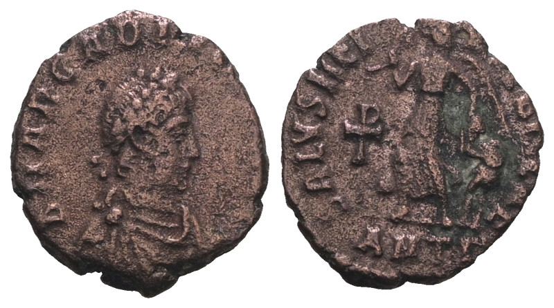 Arcadius. A.D. 383-408. Weight 0,95 gr - Diameter 12 mm.