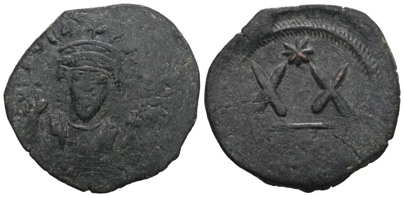 Phocas (602-610) Half AE Follis. Weight 5,01 gr - Diameter 25 mm.