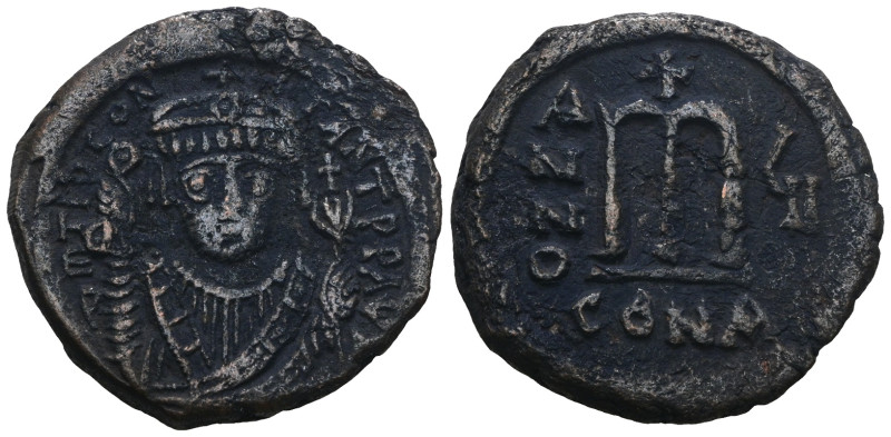 Tiberius II Constantine (578-582) AE Follis. Weight 12,69 gr - Diameter 28 mm.