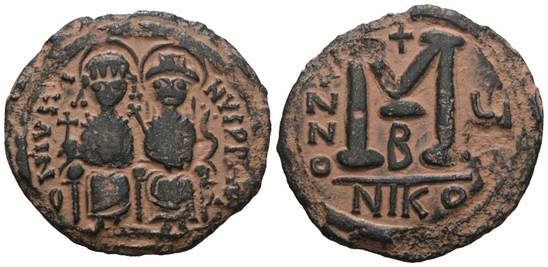 Justin II and Sophia, AE, Follis.Nicomedia. 565-578 AD. Artificial sandpatina. W...