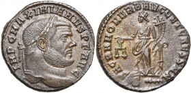 MAXIMIEN HERCULE (286-305), AE follis, 300-301, Rome. D/ IMP C MAXIMIANVS P F AVG T. l. à d. R/ SACRA MON VRB AVGG ET CAESS NN/ S massue Moneta deb. à...