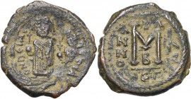 Héraclius (610-641), AE follis, an 5, 614-615, Thessalonique. Off. B. D/ Héraclius et Héraclius Constantin deb. de f. R/ Grand  entre A/N/N/O et , s...