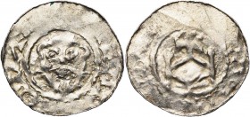 NEDERLAND, FRIESLAND, Godfried met de Baard, hertog van Nederlotharigen (†1069), AR denarius, ca. 1050. D/ Hoofd v.v. met baard. R/ Gebouw met kruis. ...