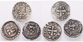 VLAANDEREN, Graafschap, lot van 3 kleine denarii: Atrecht (Arras), 1140-1180, muntmeester Simon (2); Boudewijn VIII en/of IX (1191-1202), kleine denar...