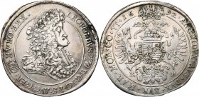 SAINT EMPIRE, Léopold Ier (1657-1705), AR Taler, 1692KB, Kremnitz. D/ B. l., dr. et cuir. à d. R/ Aigle impériale couronnée, l''écu de Hongrie sur la ...