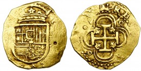 ESPAGNE, Philippe III (1598-1621), AV 2 escudos, Séville. D/ Ecu couronné entre [S] et II. R/ Croix potencée dans un quadrilobe cantonné de quatre ann...