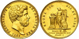 ITALIE, NAPLES et SICILE, Ferdinand II (1830-1859), AV 6 ducati, 1851. 2e type, à la tête barbue. 7667 p. frappées. P. & R. 35; Fr. 868. Rare.
Très B...