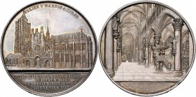 BELGIQUE, AR médaille, 1847, J. et L. Wiener. Eglise Saint-Martin à Ypres. D/ Vue extérieure. R/ Vue intérieure. Van Hoydonck 29. 50mm Rare Petits cou...