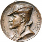 FRANCE, AE médaille, 1879, Toepffer. Pierre Savorgnan de Brazza (1852-1905). D/ Buste à g., coiffé d''un large feutre. Derrière, une ancre. 108mm Méda...