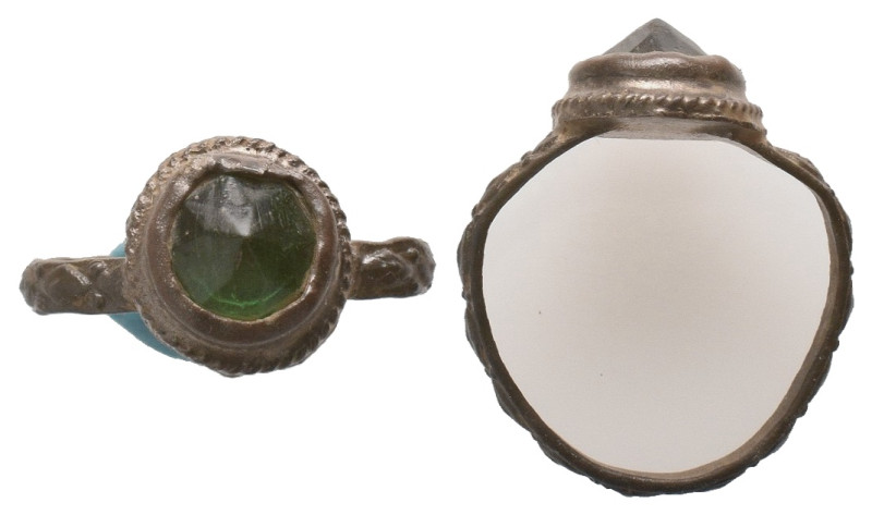 Collectable Items. "Old ring with stone"
Weight: 2.31 g
Diameter: 24.85 mm