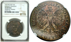 Poland II Republic - Circulation coins
II RP. 10 zlotych 1933 Traugutt NGC AU 

Bardzo ładny egzemplarz z ciemną patyną.

Condition: NGC AU (NGC ...