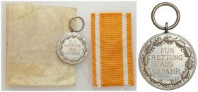 Germany
Germany, Third Reich. Life Saving Medal, Berlin 

Pięknie zachowany. Brąz srebrzony.&nbsp;Przedmiot wyłącznie kolekcjonerski, nie propaguję...